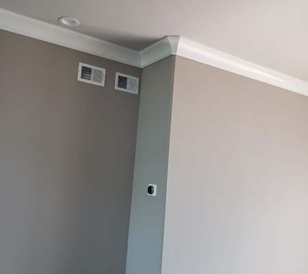 wall-crown-molding-finish-carpentry